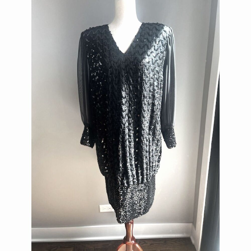Vintage Siasia New York Black Full Sequin V-Neck Dress Size 16 Made in the USA